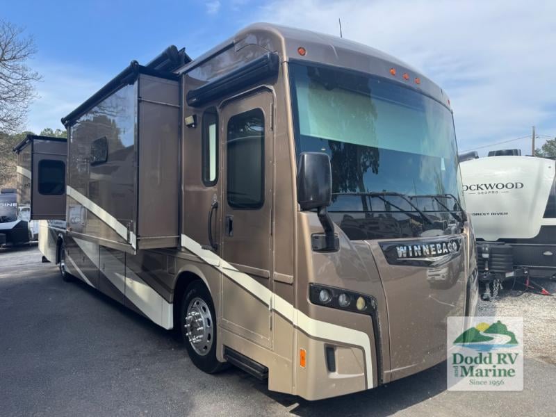 2018 Winnebago 38F Photo in Yorktown VA 23692