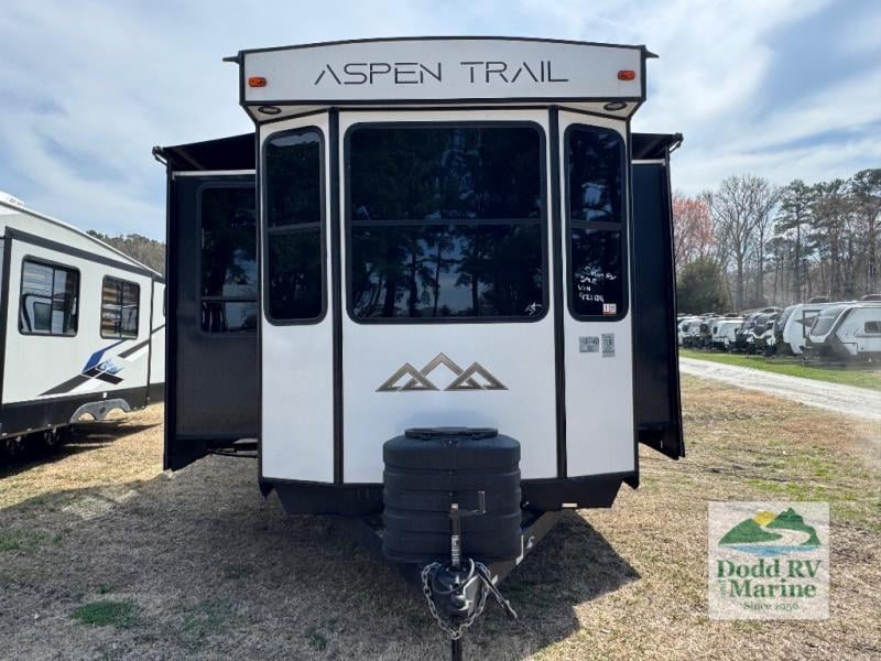 2024 Dutchmen RV 390LOFT Photo in Yorktown VA 23692