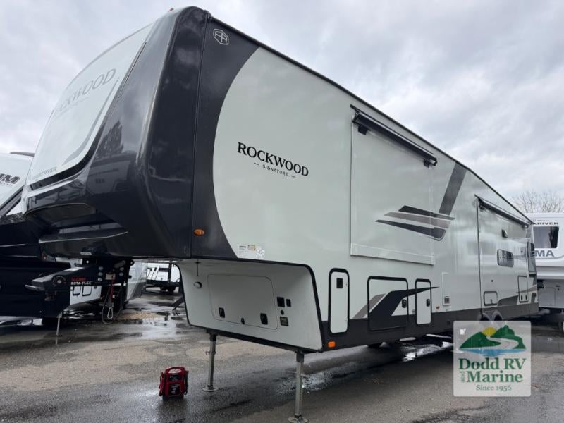 2026 Forest River RV 401SFB Photo in Yorktown VA 23692
