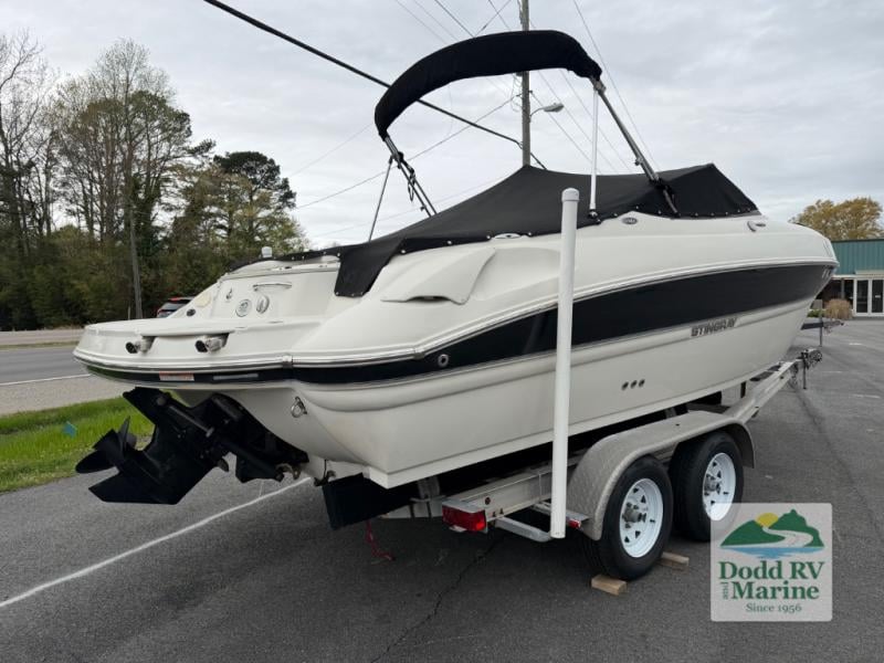 2012 Stingray 215LR Photo in Yorktown VA 23692