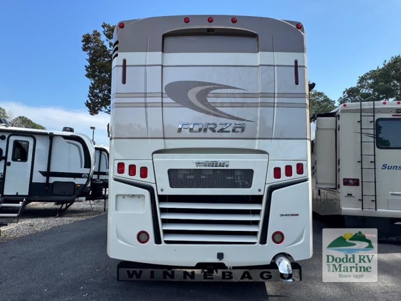 2018 Winnebago 38F Photo in Yorktown VA 23692