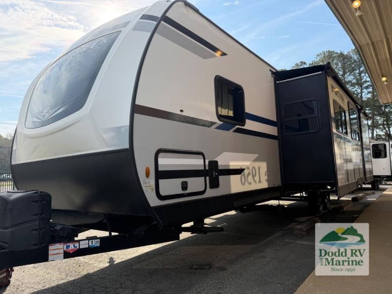 2022 Venture RV ST333VIK Photo in Yorktown VA 23692
