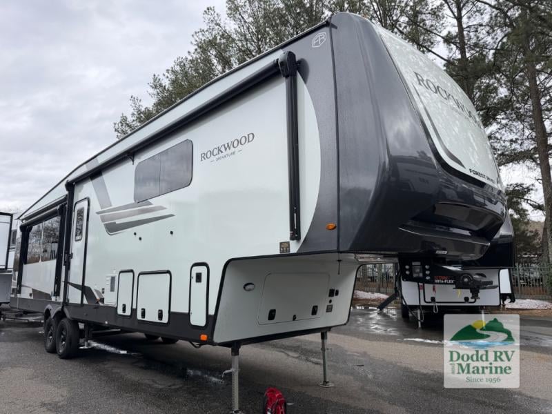 2026 Forest River RV 401SFB Photo in Yorktown VA 23692