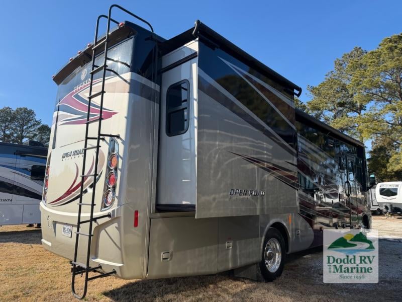 Pre-Owned 2018 Tiffin Motorhomes 32 SA - photo - 5