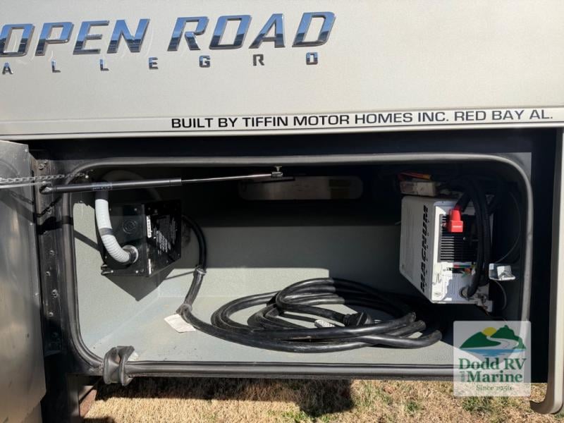 Pre-Owned 2018 Tiffin Motorhomes 32 SA - photo - 15