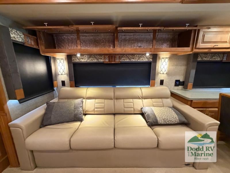 Pre-Owned 2018 Tiffin Motorhomes 32 SA - photo - 35