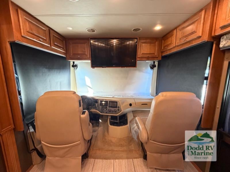 Pre-Owned 2018 Tiffin Motorhomes 32 SA - photo - 56