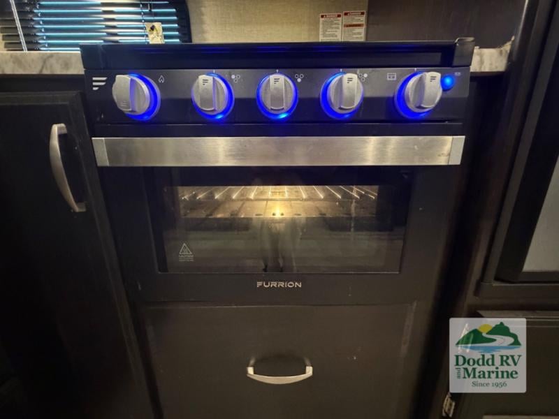Pre-Owned 2019 Grand Design 3170BH - photo - 13