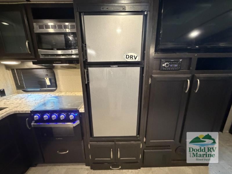 Pre-Owned 2019 Grand Design 3170BH - photo - 15