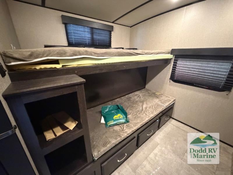 Pre-Owned 2019 Grand Design 3170BH - photo - 34