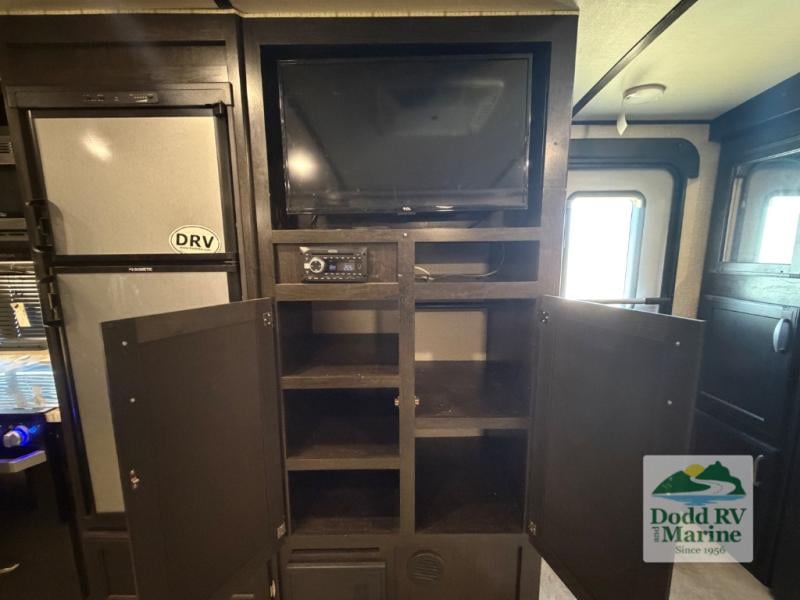 Pre-Owned 2019 Grand Design 3170BH - photo - 20