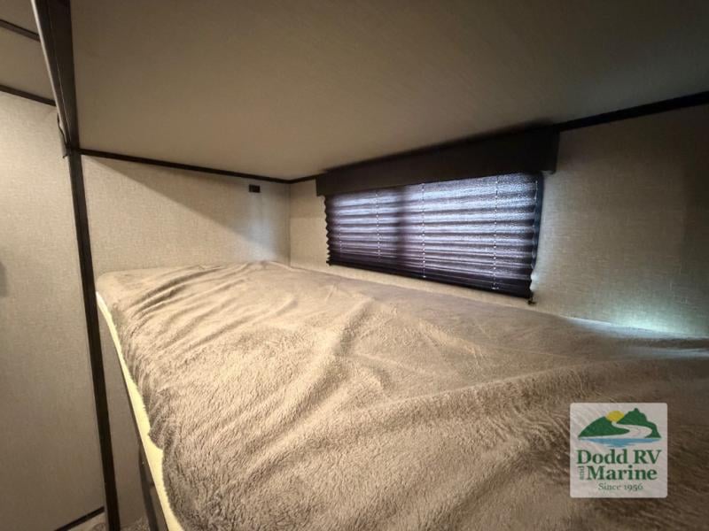 Pre-Owned 2019 Grand Design 3170BH - photo - 40