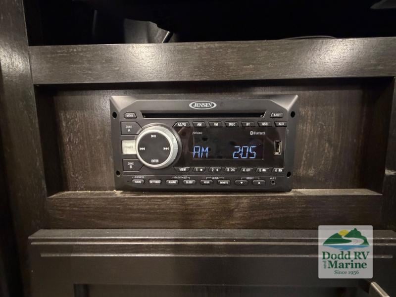 Pre-Owned 2019 Grand Design 3170BH - photo - 21