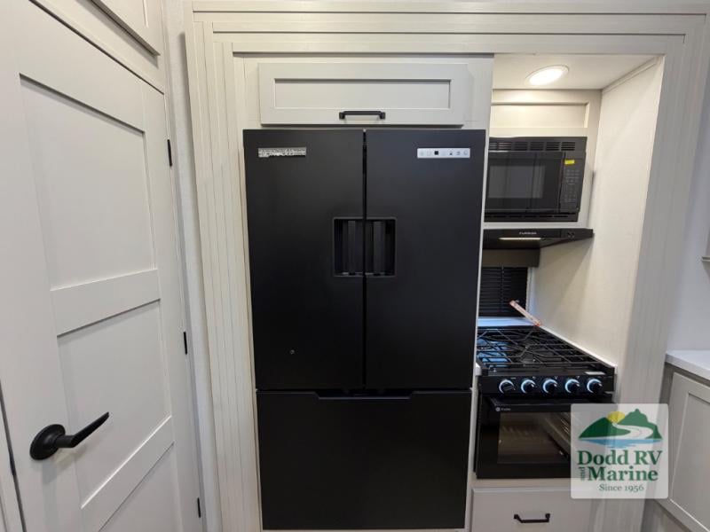 New 2026 Grand Design 320G - photo - 11