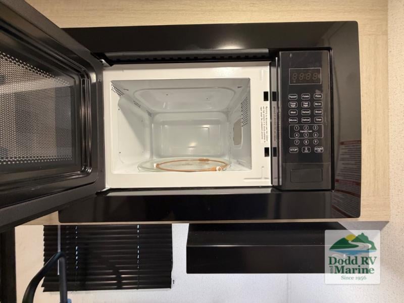 New 2026 Forest River RV 18BHCE - photo - 11