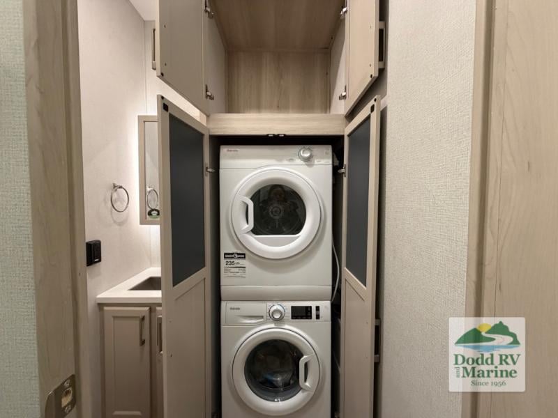 New 2026 Forest River RV 389FLH - photo - 38