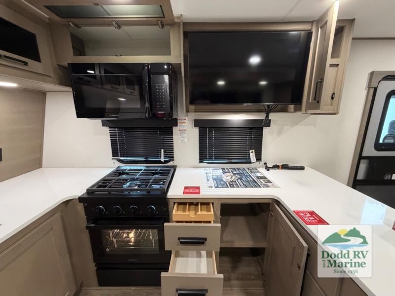 New 2026 Grand Design 322FKTS - photo - 12