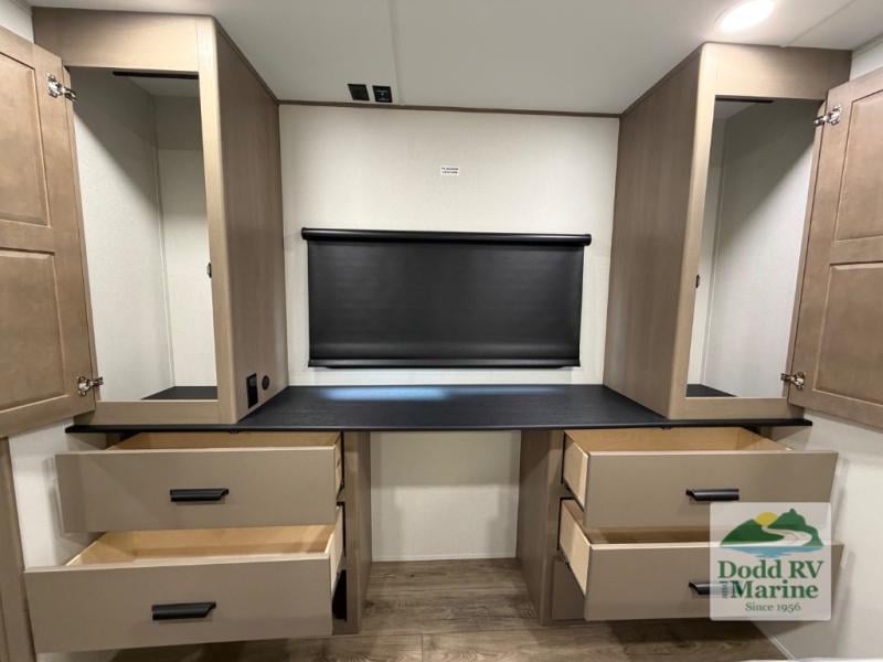 New 2026 Grand Design 322FKTS - photo - 36