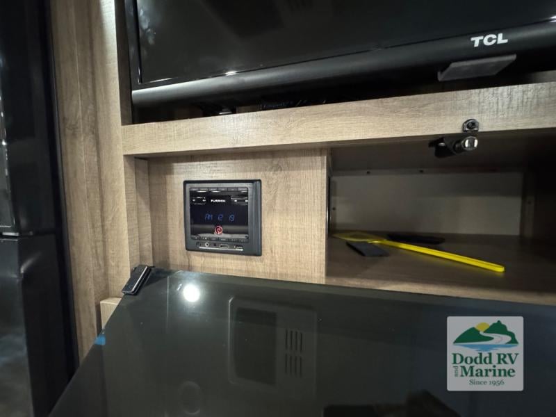 Pre-Owned 2023 Grand Design 2800BH - photo - 16