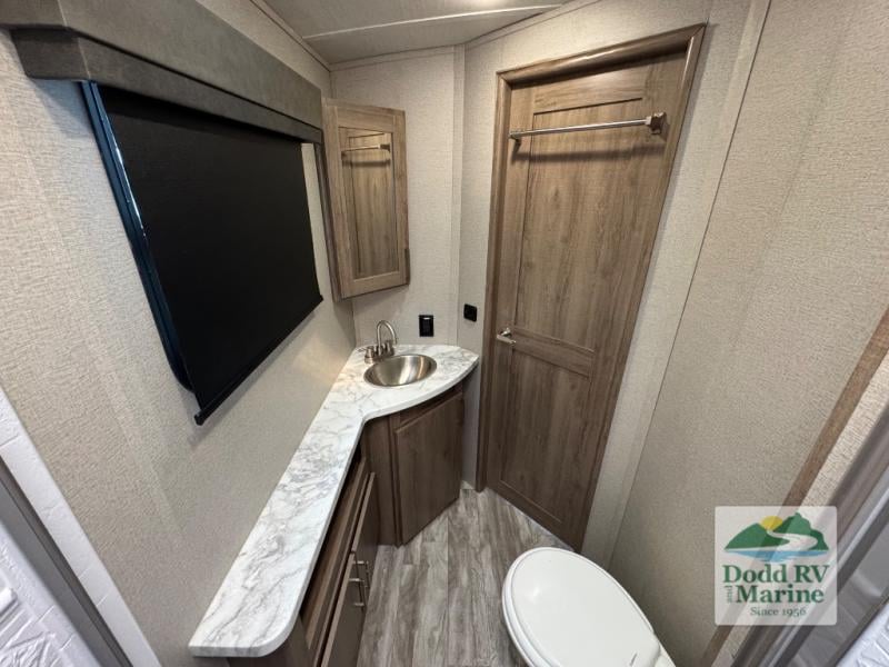 Pre-Owned 2023 Grand Design 2800BH - photo - 30