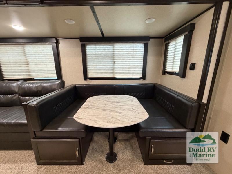 Pre-Owned 2021 Coachmen RV 2963BH - photo - 15