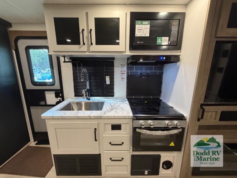 New 2026 Forest River RV 2420RBS - photo - 7