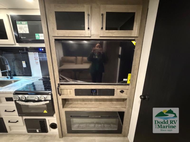 New 2026 Forest River RV 2420RBS - photo - 21
