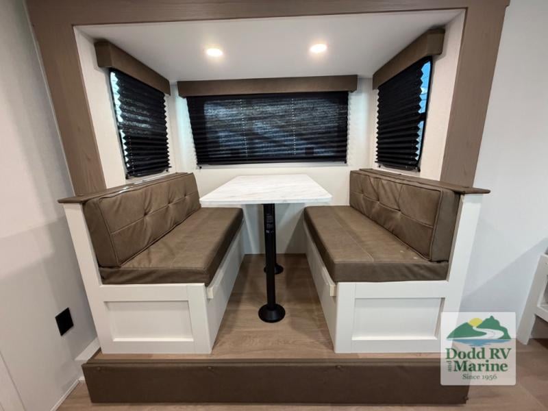 New 2026 Grand Design 161DB - photo - 15