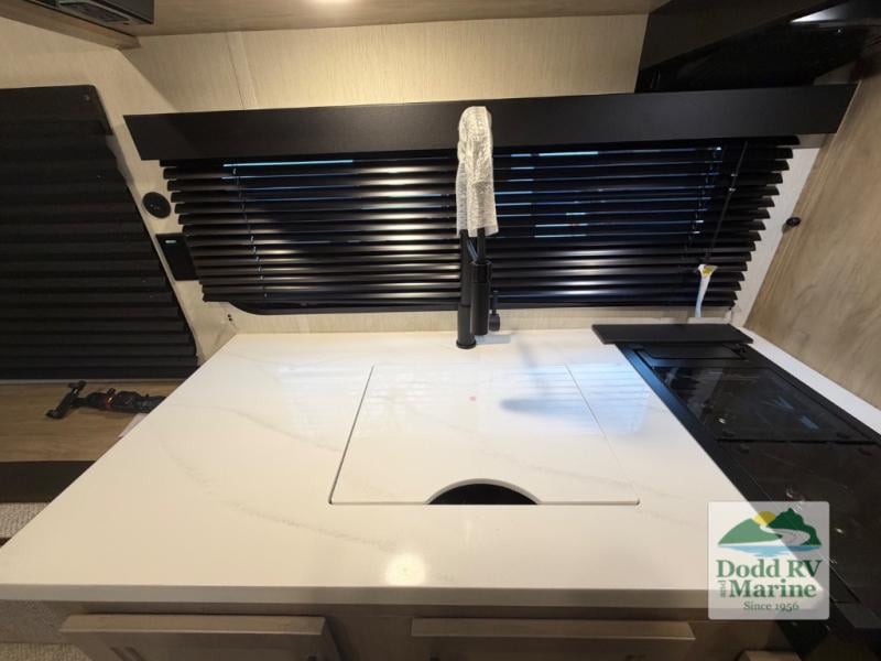 New 2026 Forest River RV 16CMBL - photo - 9