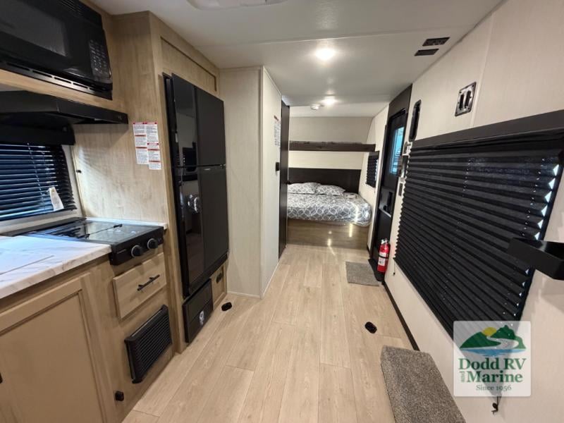 New 2026 Forest River RV 18RJBW - photo - 6