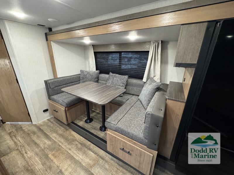 Pre-Owned 2024 Forest River RV 23LM - photo - 13