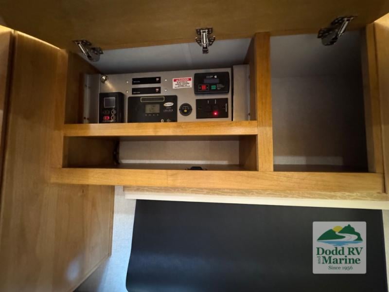 Pre-Owned 2019 Tiffin Motorhomes 24 TW - photo - 36