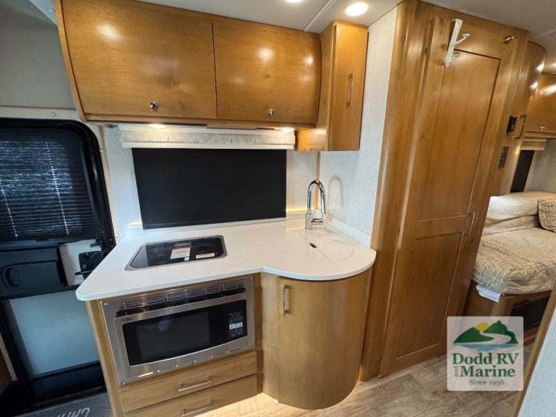 Pre-Owned 2019 Tiffin Motorhomes 24 TW - photo - 22