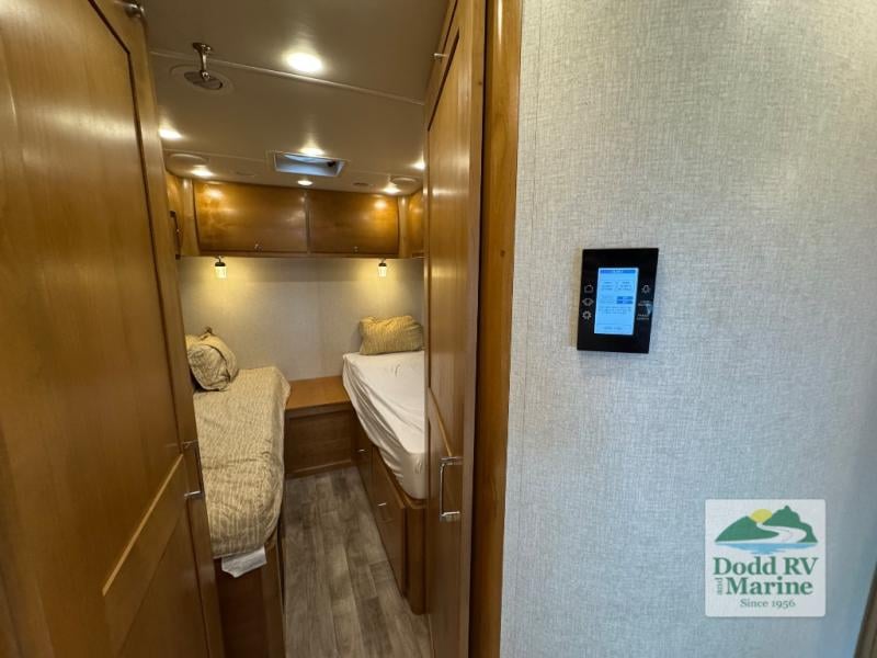 Pre-Owned 2019 Tiffin Motorhomes 24 TW - photo - 25