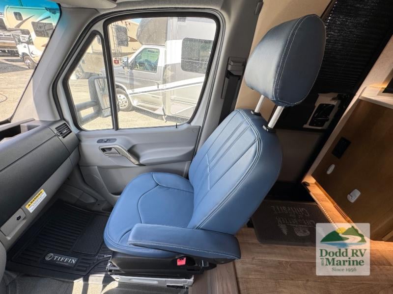 Pre-Owned 2019 Tiffin Motorhomes 24 TW - photo - 20
