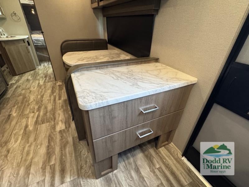 Pre-Owned 2023 Grand Design 23LDE - photo - 14