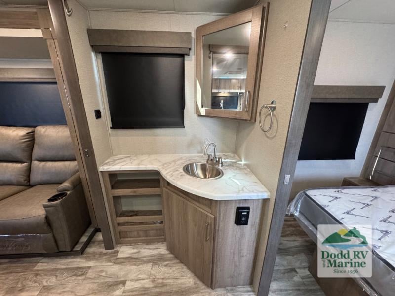 Pre-Owned 2023 Grand Design 23LDE - photo - 20