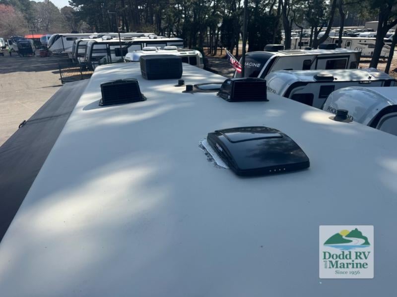 Pre-Owned 2018 Winnebago 29VE - photo - 20