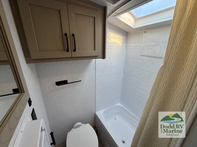 Pre-Owned 2025 Forest River RV G20BH - photo - 17