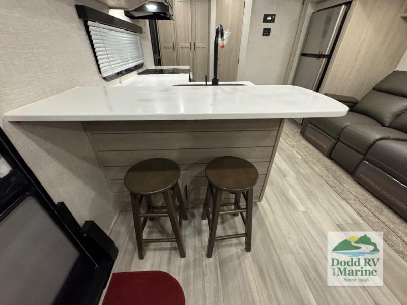 Pre-Owned 2022 Forest River RV 2514S - photo - 13