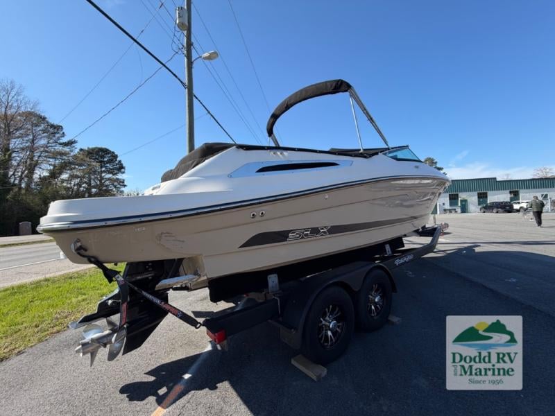 Pre-Owned 2016 Sea Ray 250 - photo - 5