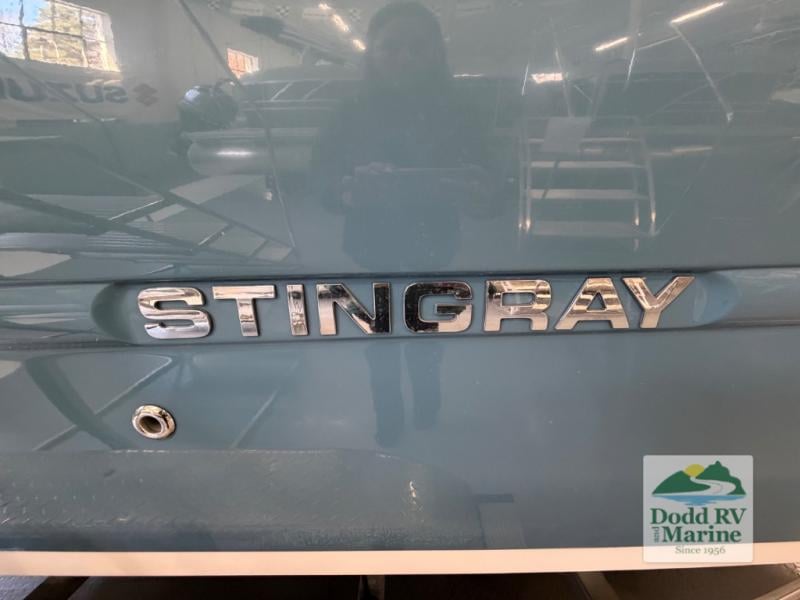 Pre-Owned 2021 Stingray 231DC - photo - 34