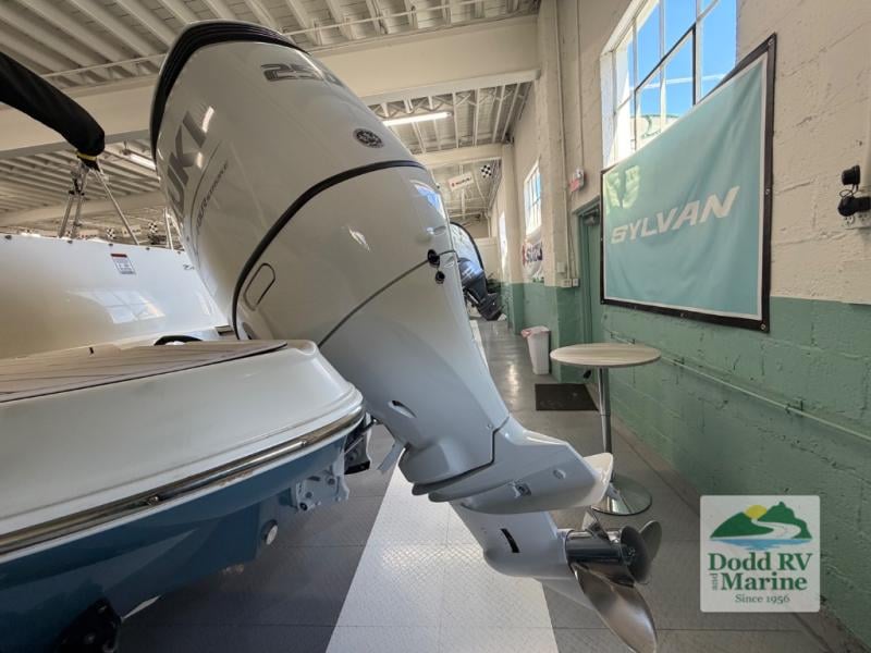 Pre-Owned 2021 Stingray 231DC - photo - 25