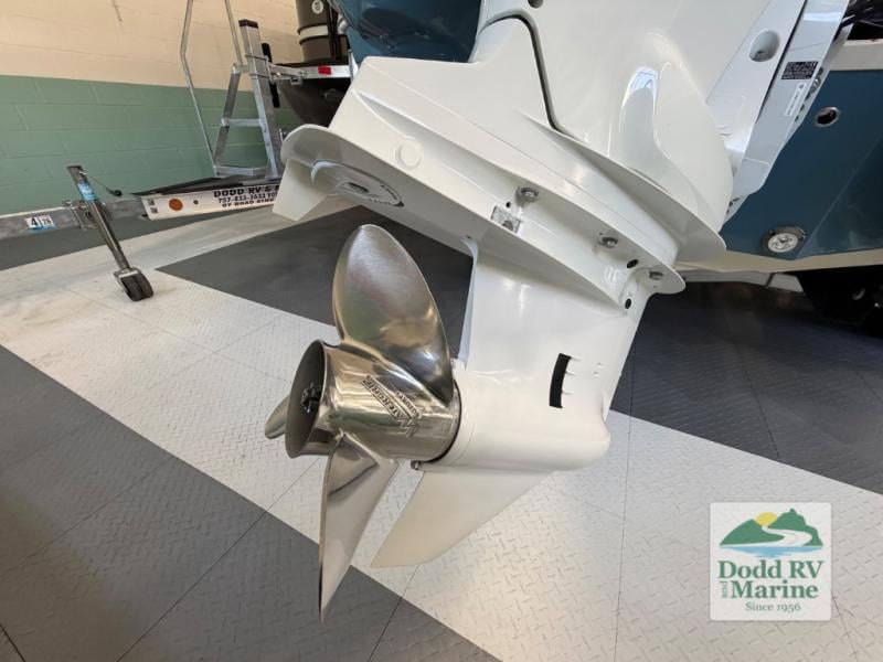Pre-Owned 2021 Stingray 231DC - photo - 26