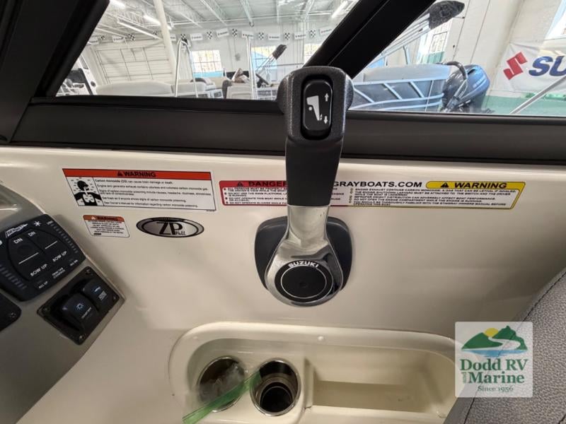 Pre-Owned 2021 Stingray 231DC - photo - 14