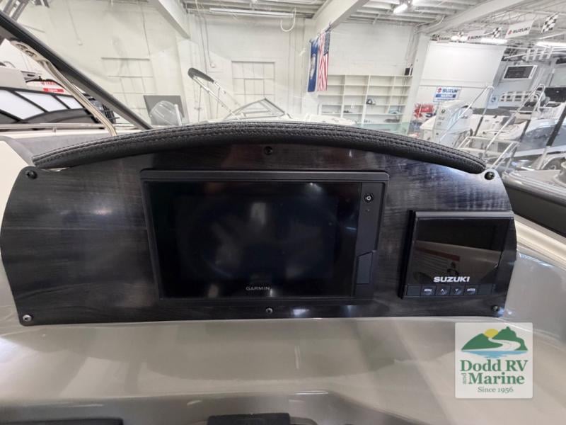 Pre-Owned 2021 Stingray 231DC - photo - 12