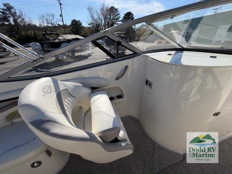 Pre-Owned 2012 Stingray 215LR - photo - 13