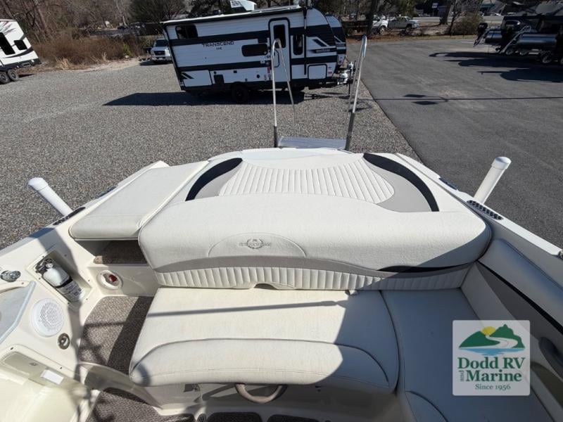 Pre-Owned 2012 Stingray 215LR - photo - 20
