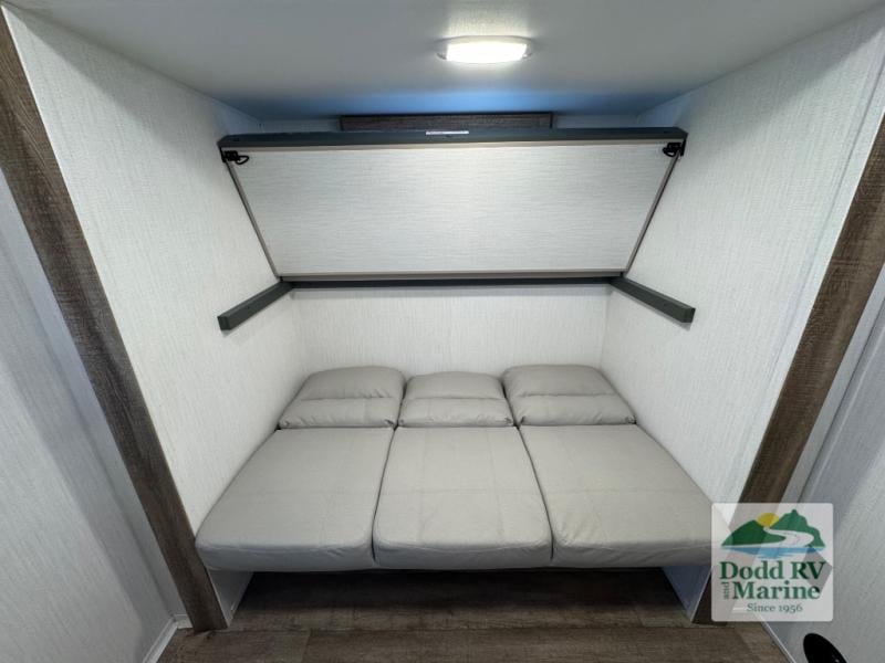Pre-Owned 2024 Heartland 34BSBH - photo - 34
