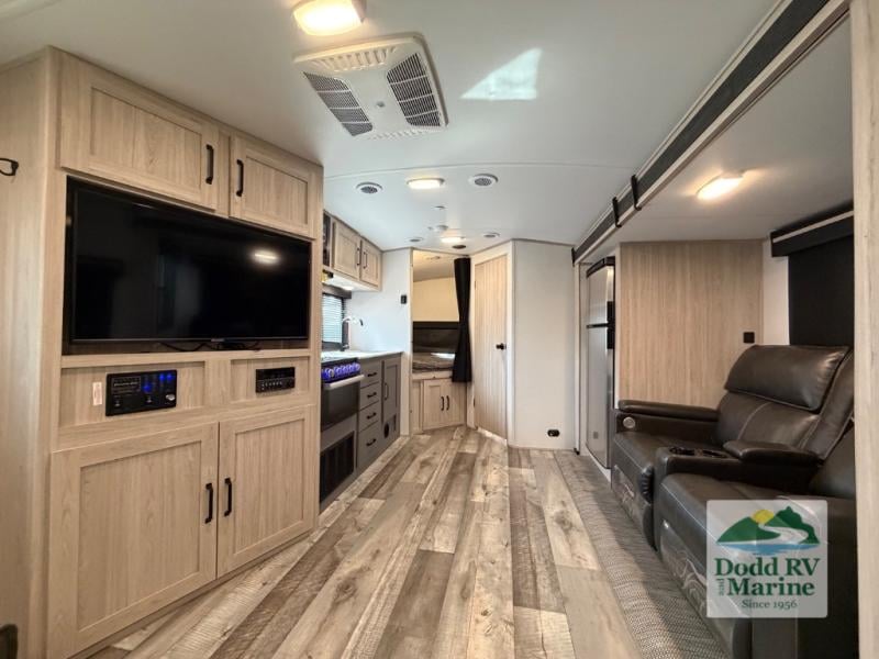 Pre-Owned 2022 Heartland 265BH - photo - 6